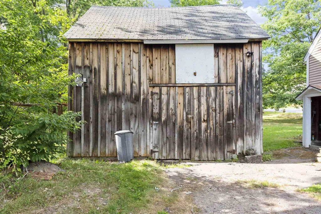 172 Washington Street Laconia NH 03246