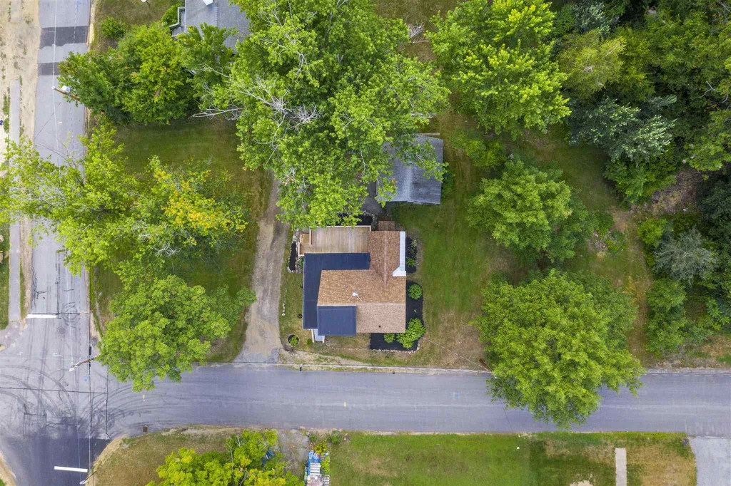 172 Washington Street Laconia NH 03246