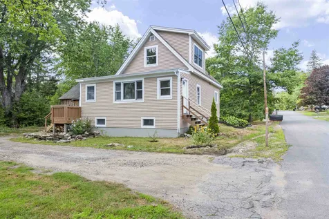 172 Washington Street Laconia NH 03246