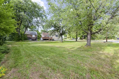 172 Washington Street Laconia NH 03246
