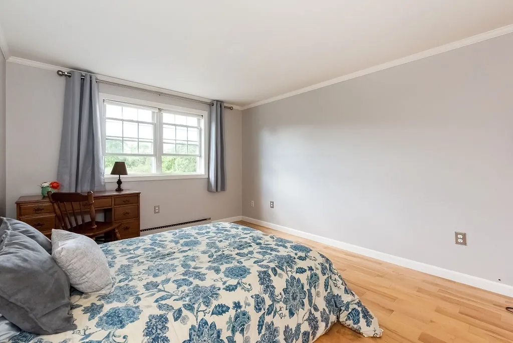557 Sagamore Avenue Portsmouth NH 03801