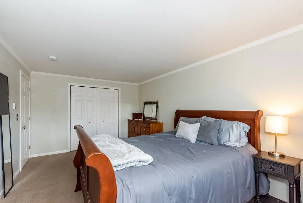 557 Sagamore Avenue Portsmouth NH 03801