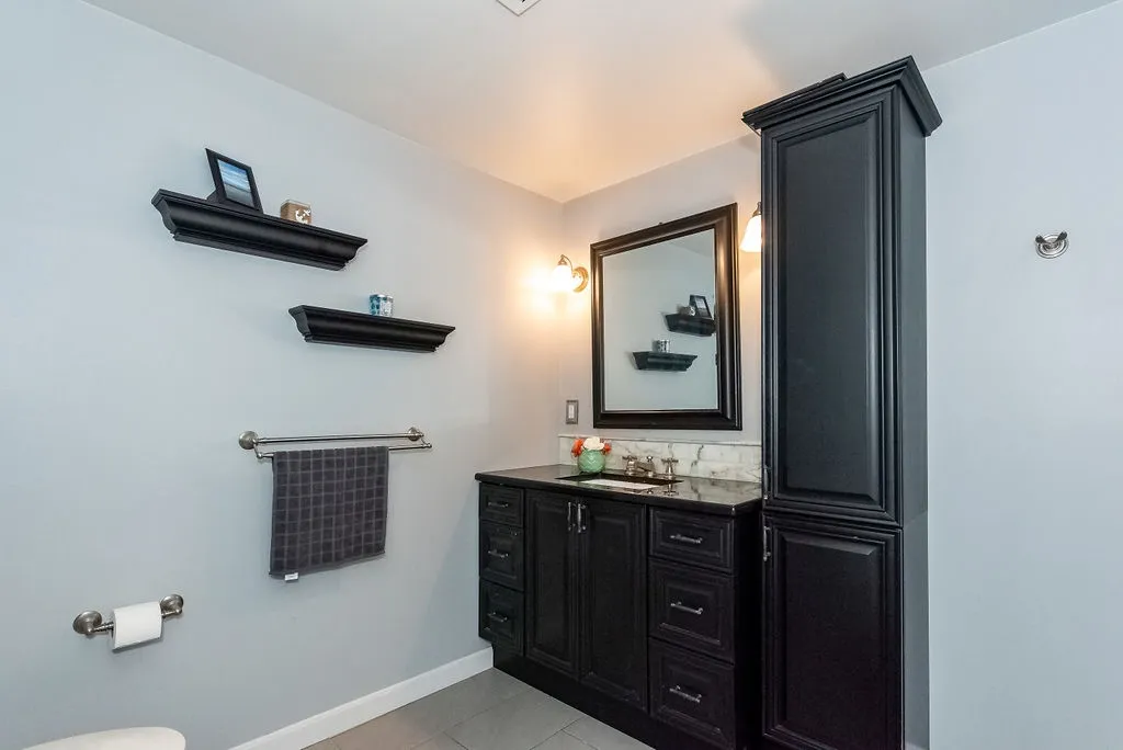 557 Sagamore Avenue Portsmouth NH 03801