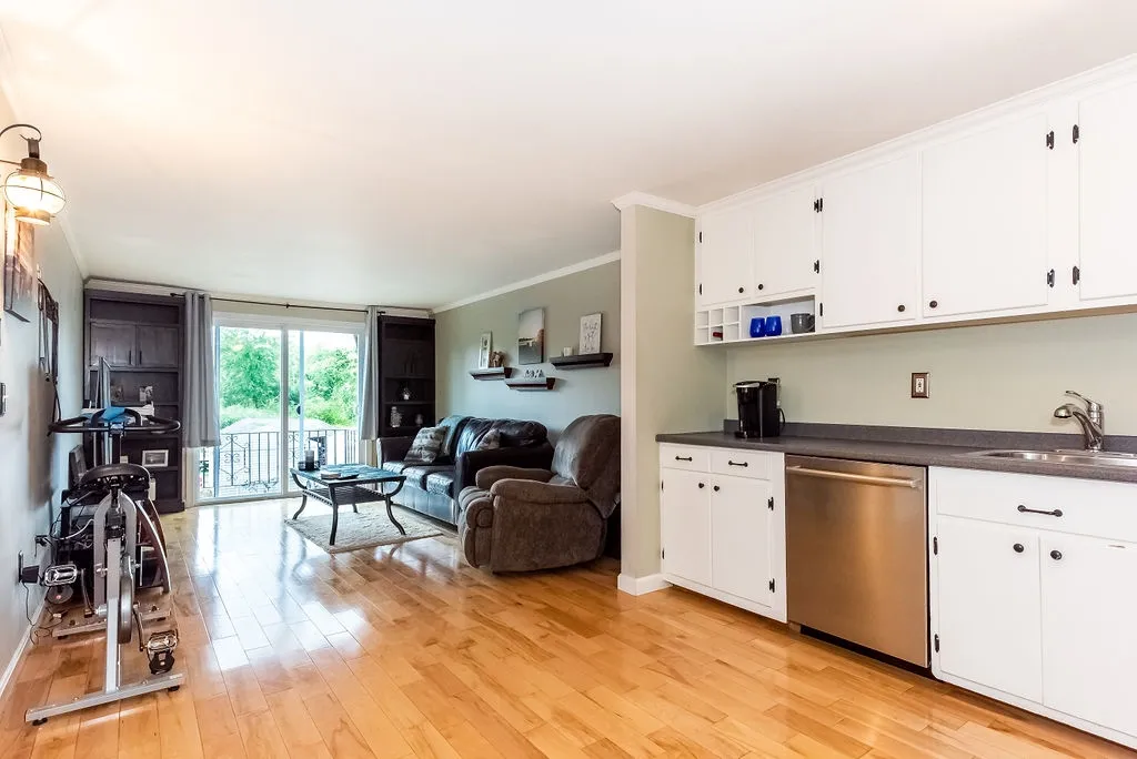 557 Sagamore Avenue Portsmouth NH 03801
