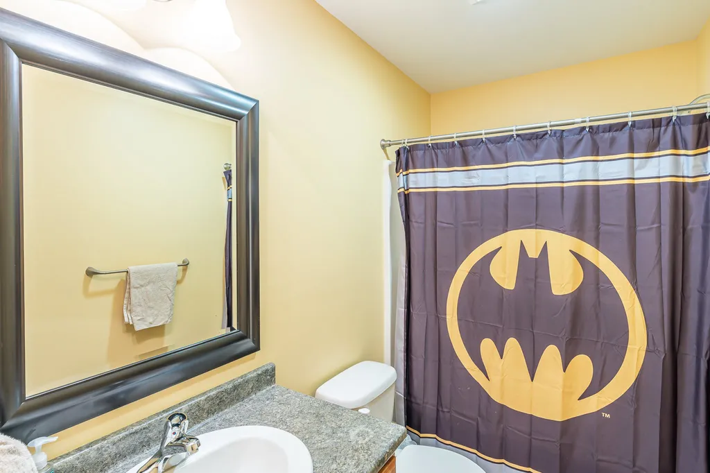 51 Hawthorne Drive Auburn NH 03032