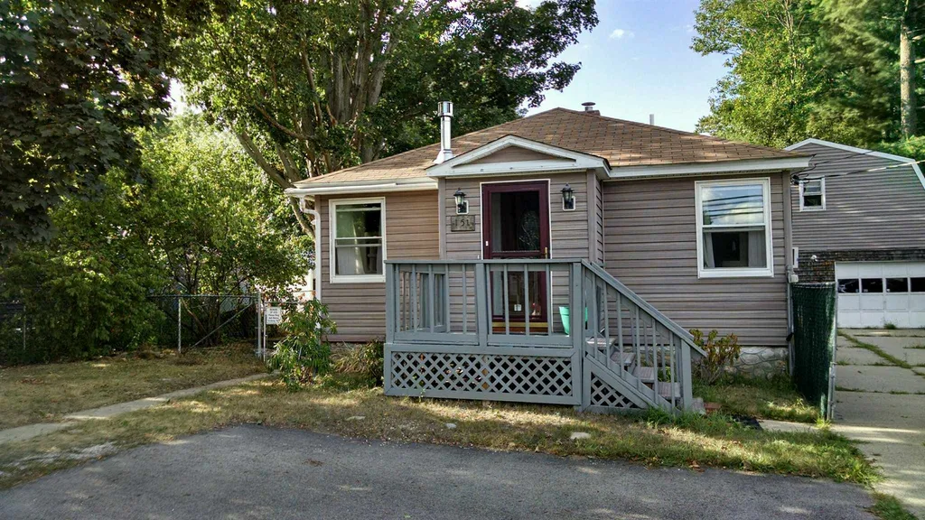 151 Goffstown Road Manchester NH 03102