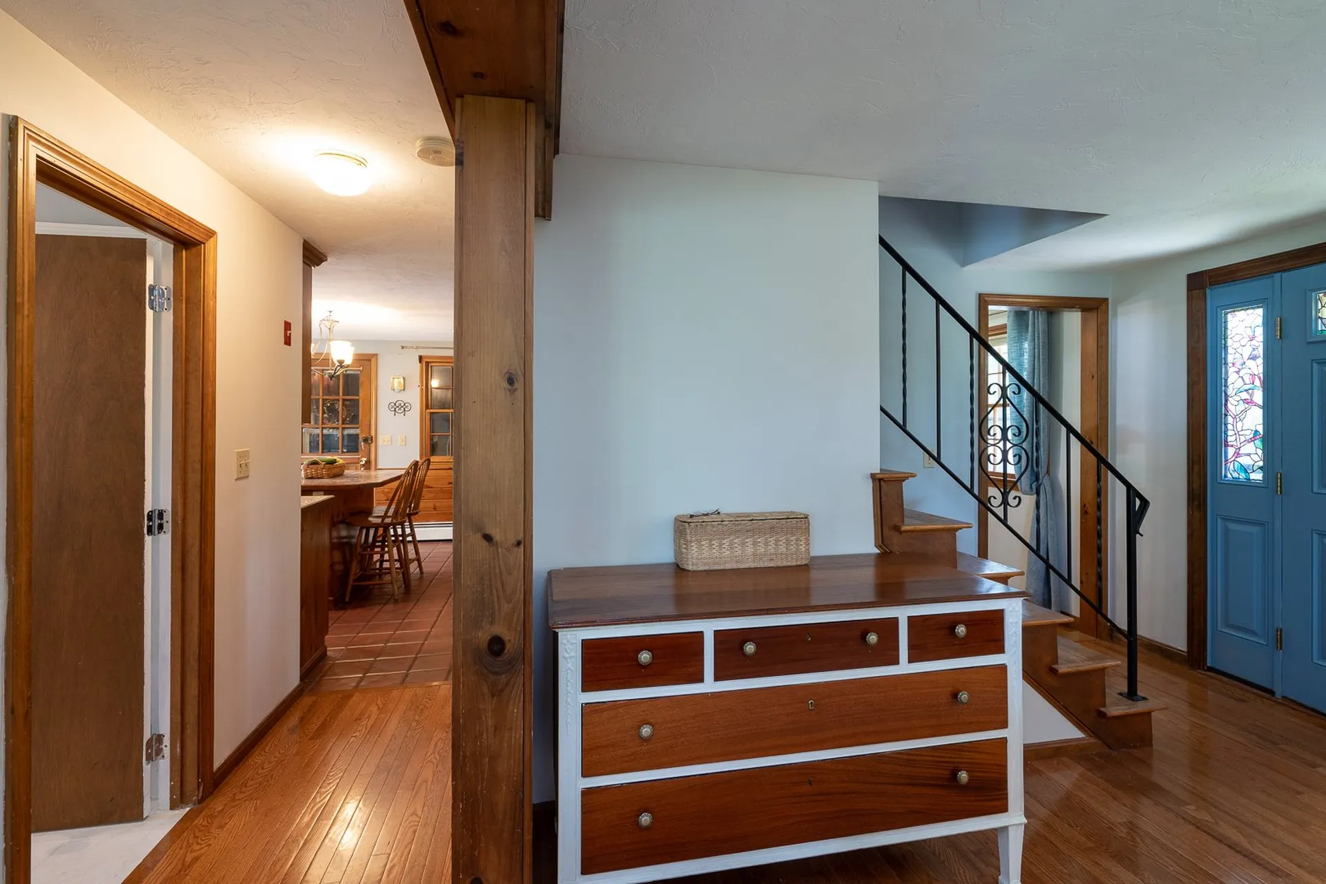 4 Royal Range Road Sandown NH 03873