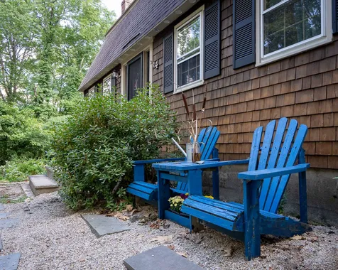 4 Royal Range Road Sandown NH 03873