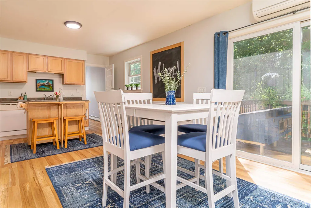 10 Greenbriar Drive Eliot ME 03903