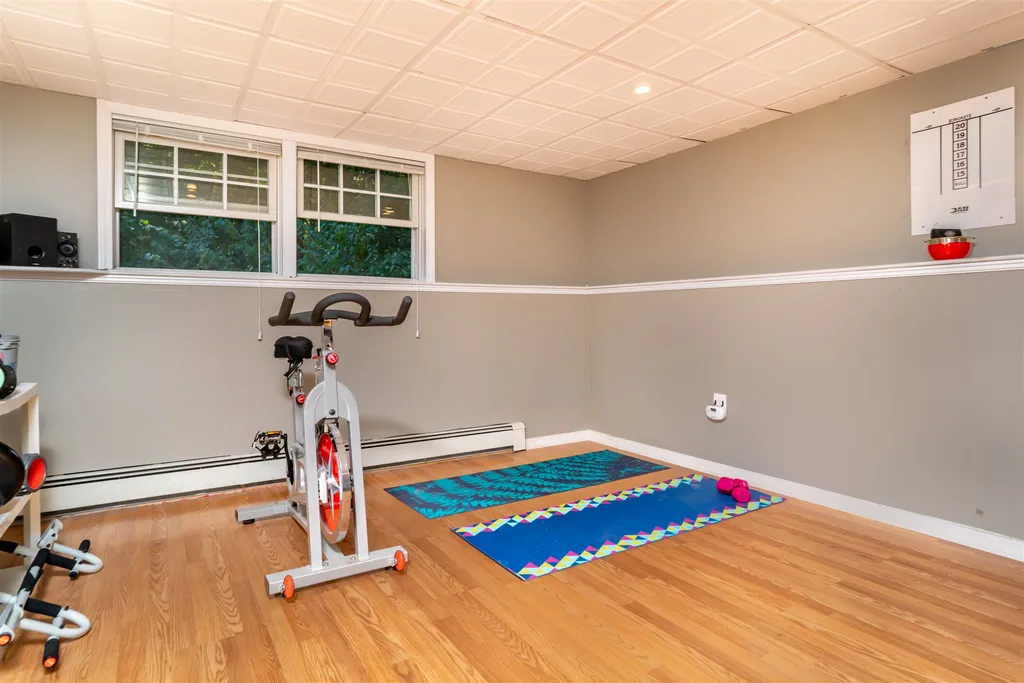 10 Greenbriar Drive Eliot ME 03903