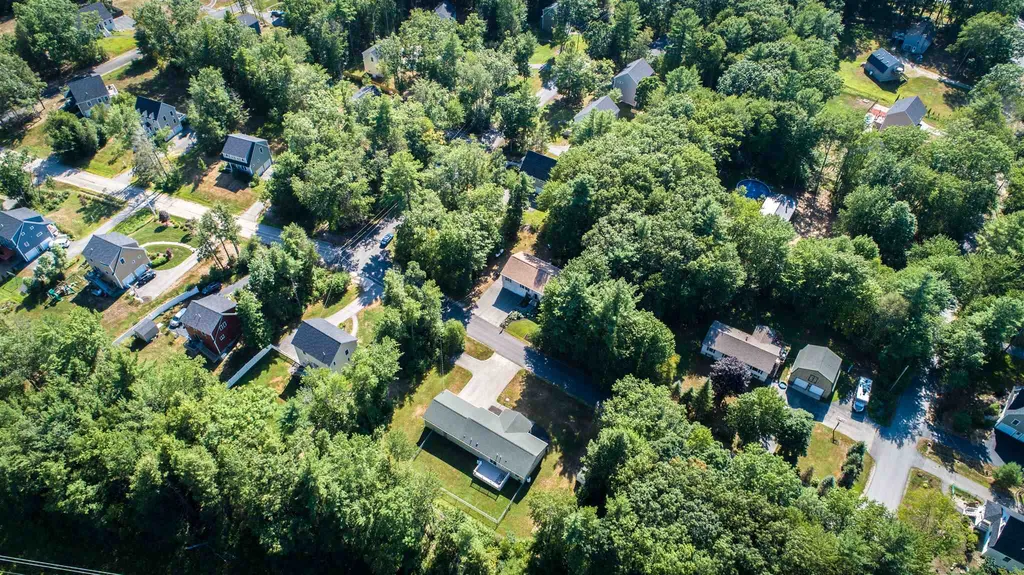 10 Greenbriar Drive Eliot ME 03903