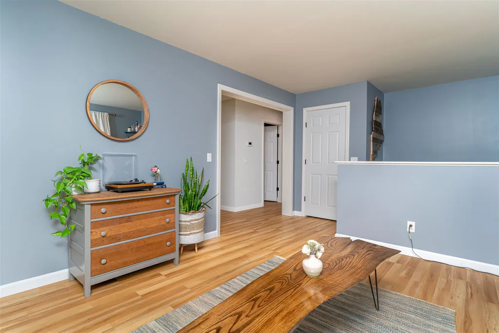 10 Greenbriar Drive Eliot ME 03903