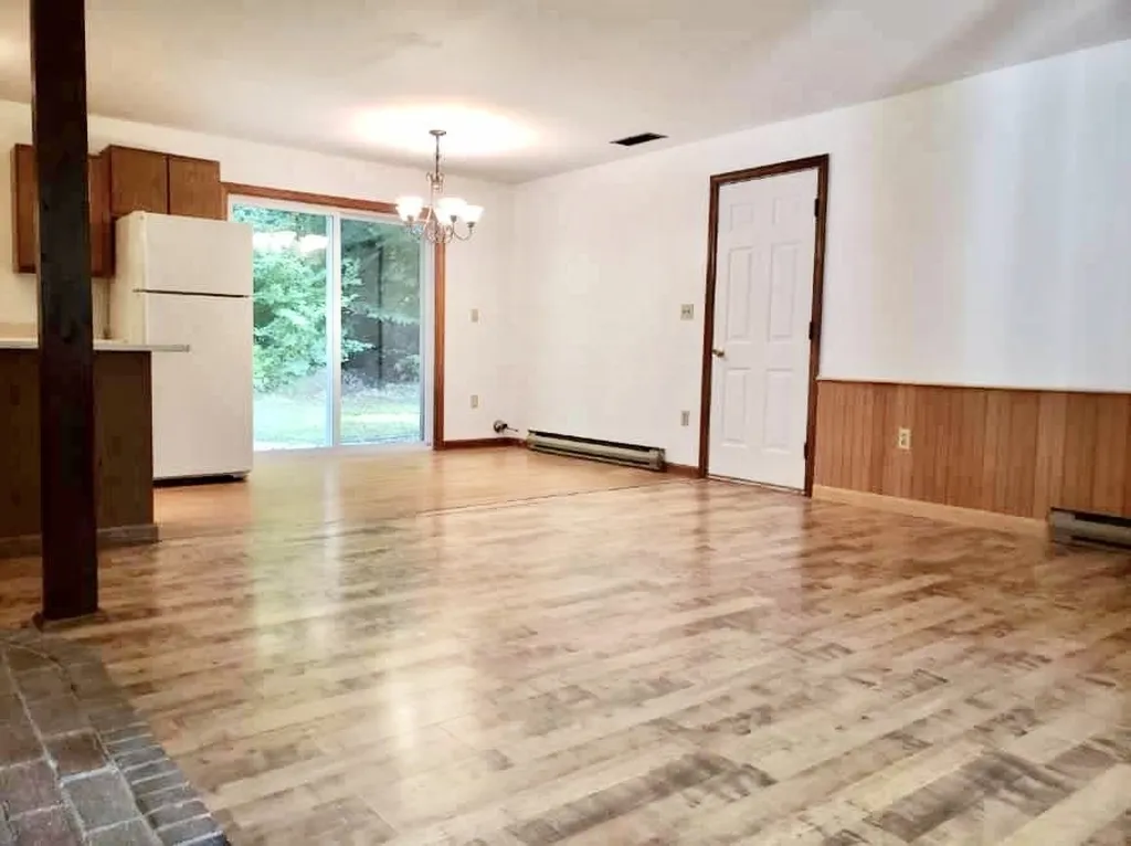 21 Knoll Road Wolfeboro NH 03894