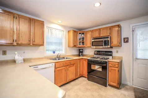 1405 Wellington Road Manchester NH 03104
