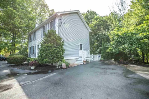 1405 Wellington Road Manchester NH 03104