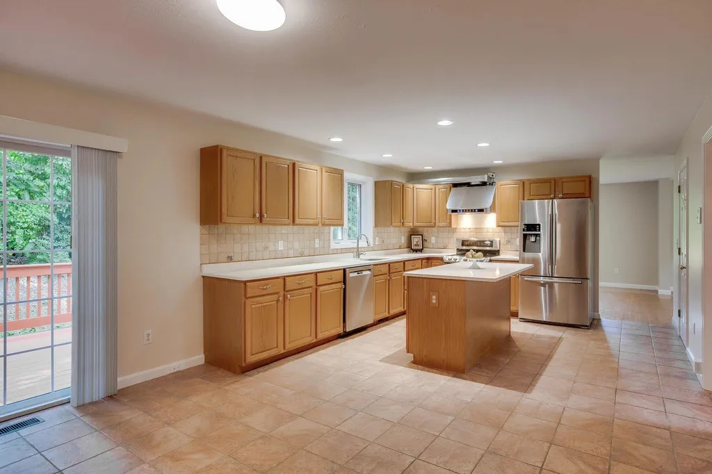 3 Osgood Street Windham NH 03087