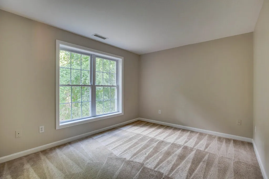 3 Osgood Street Windham NH 03087