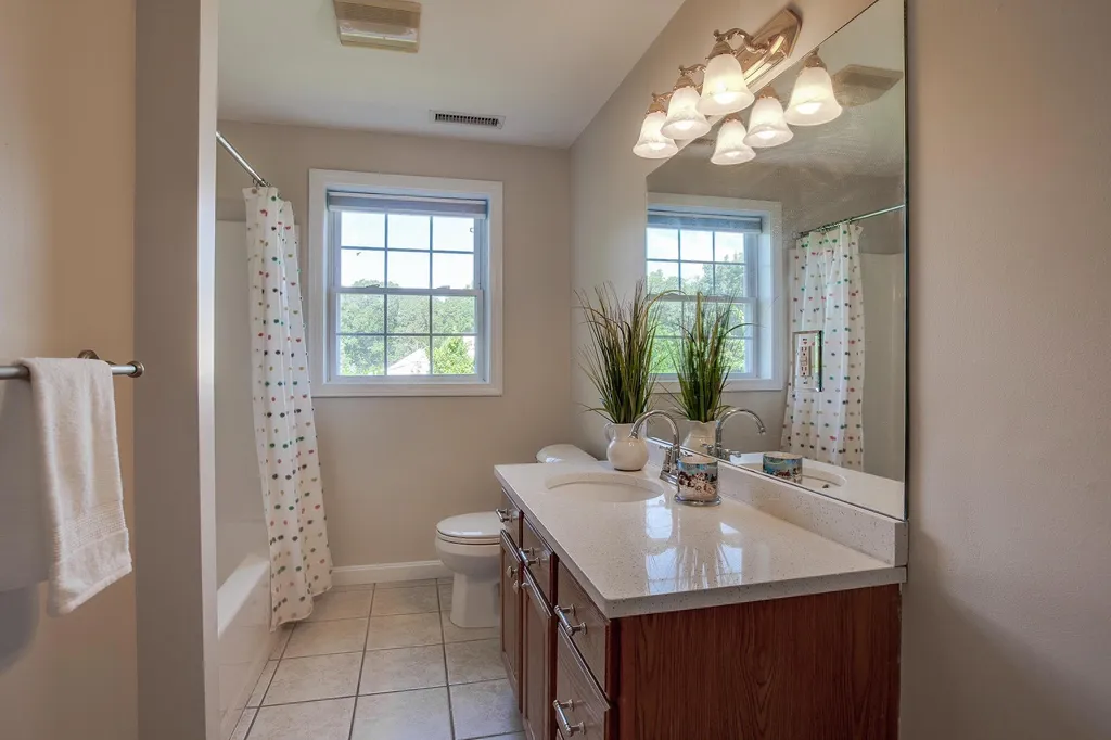 3 Osgood Street Windham NH 03087