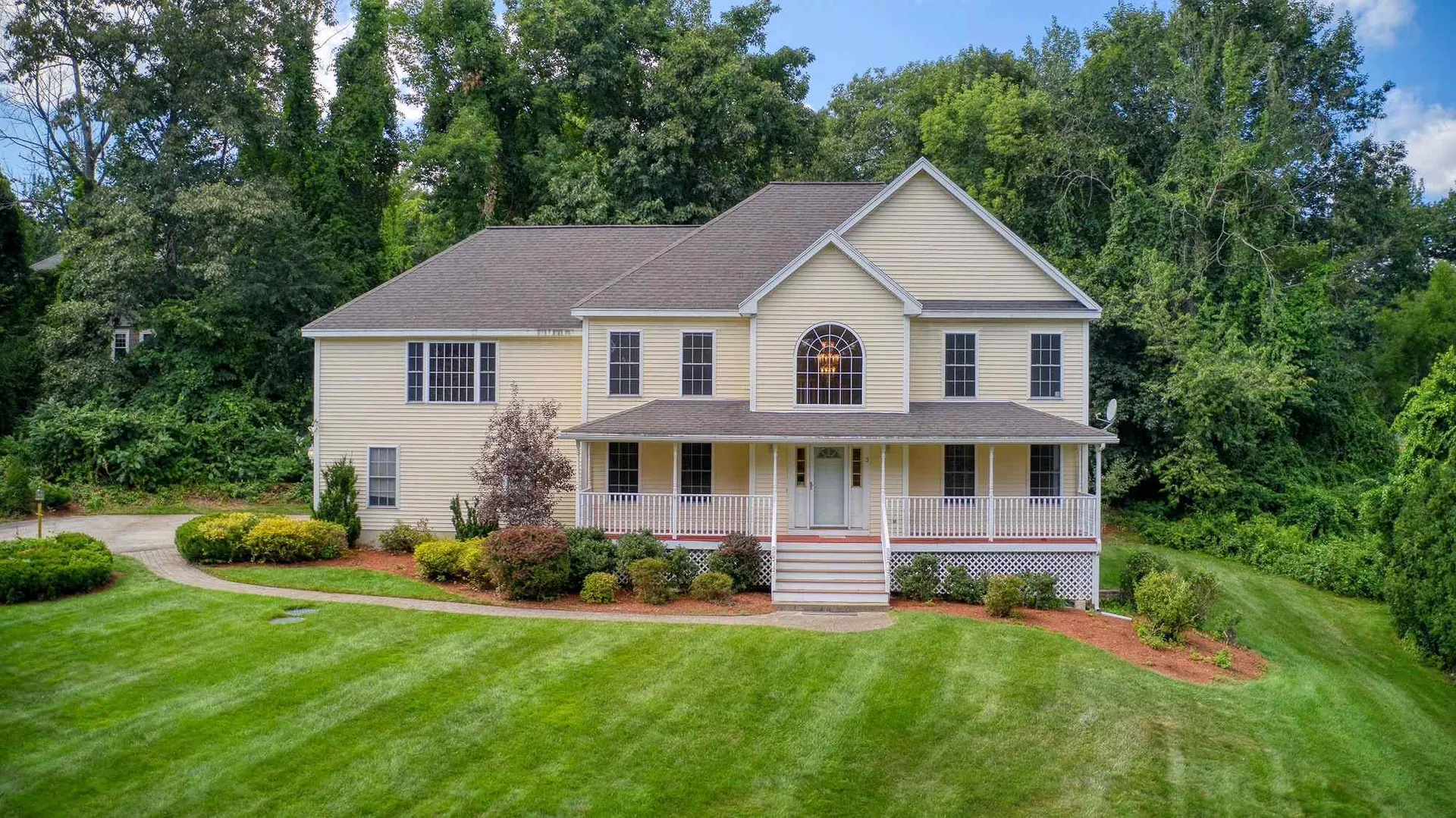 3 Osgood Street Windham NH 03087