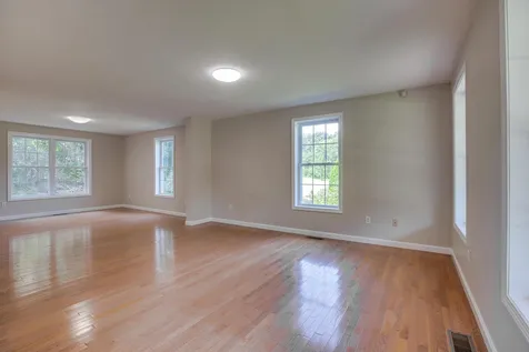 3 Osgood Street Windham NH 03087