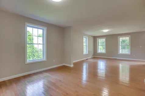 3 Osgood Street Windham NH 03087