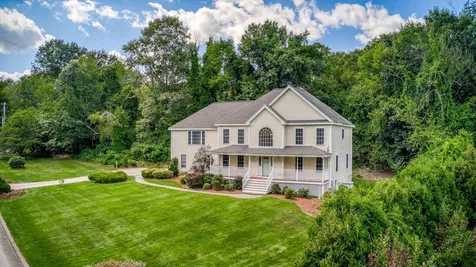 3 Osgood Street Windham NH 03087