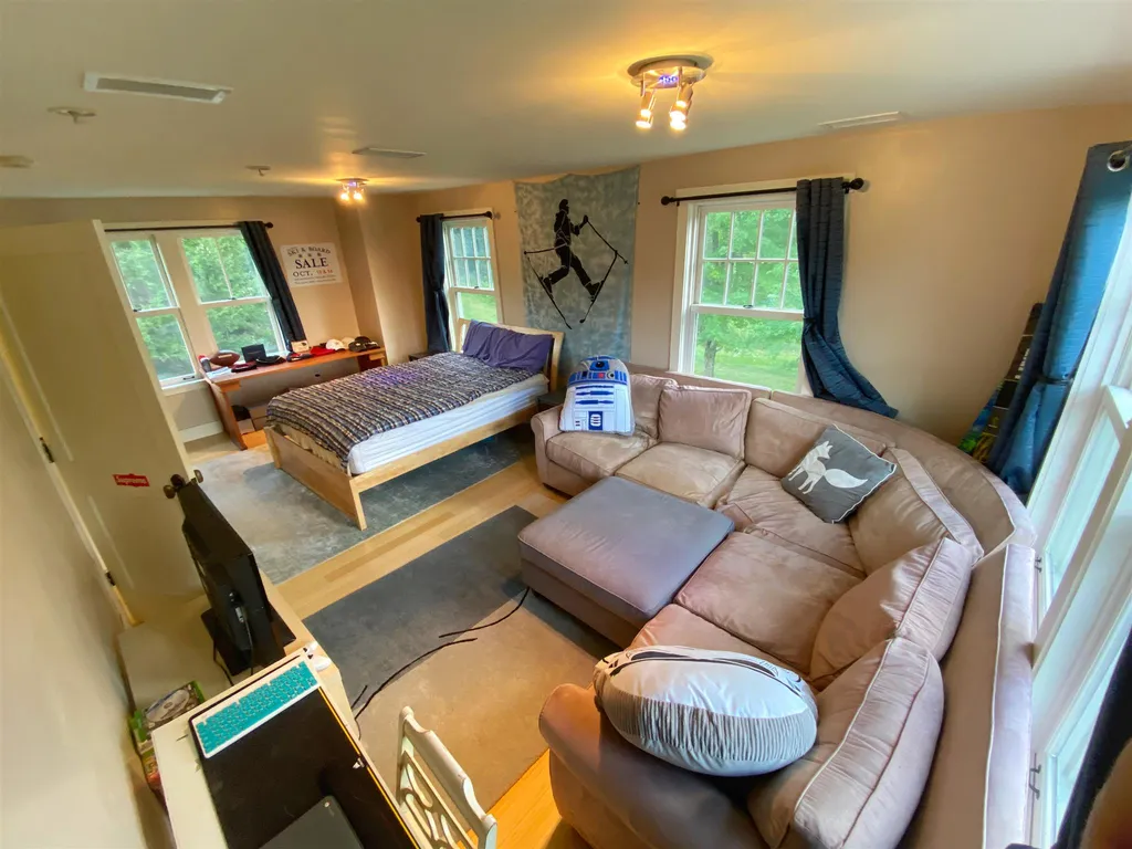 147 Beartown Road Underhill VT 05489