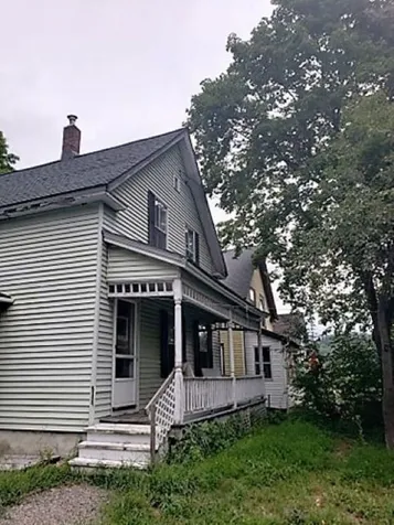 17 Ridgeway Street Springfield VT 05156
