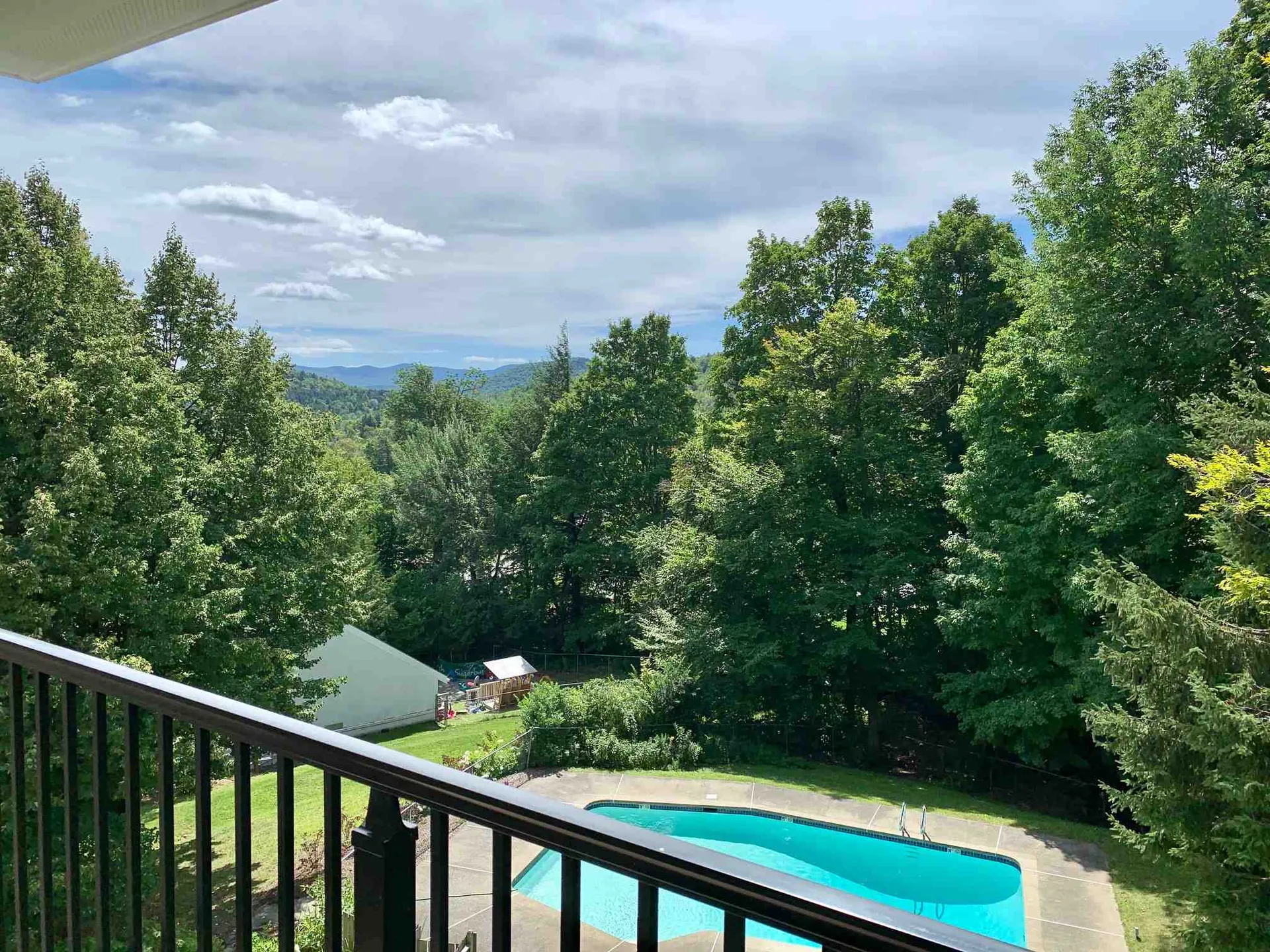 251 Mountainside Drive Warren VT 05674