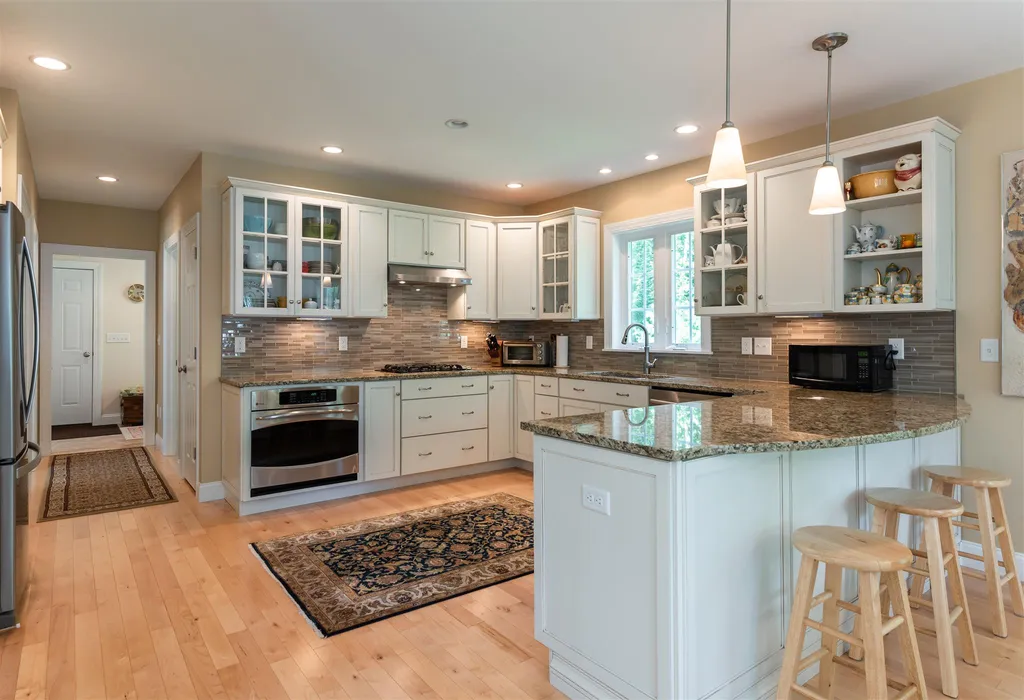 25 Basin Road Sunapee NH 03782