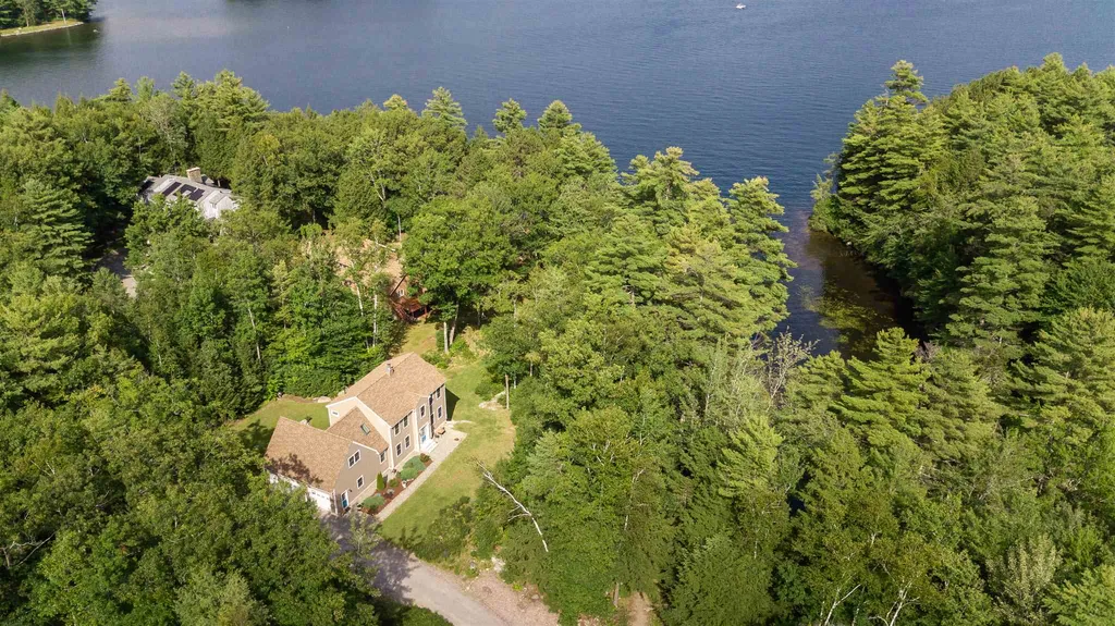 25 Basin Road Sunapee NH 03782