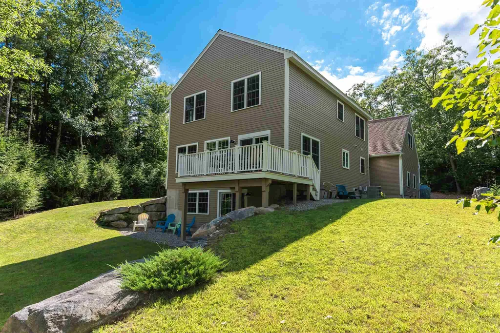 25 Basin Road Sunapee NH 03782