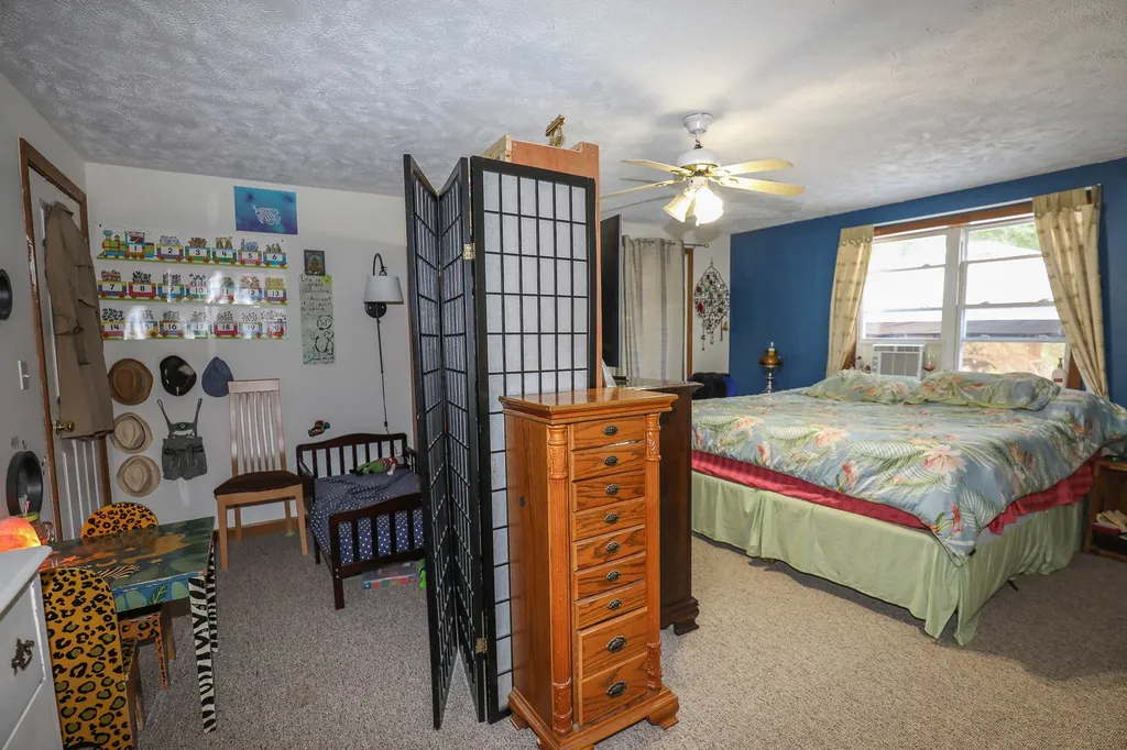 59 Elm Street Goffstown NH 03045
