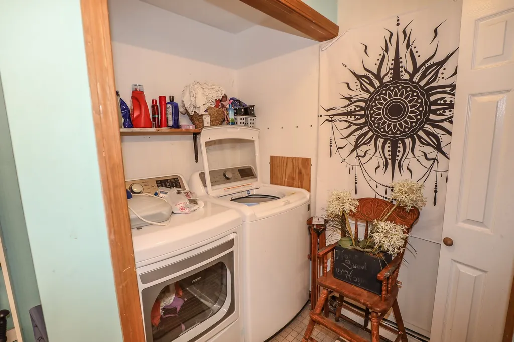 59 Elm Street Goffstown NH 03045