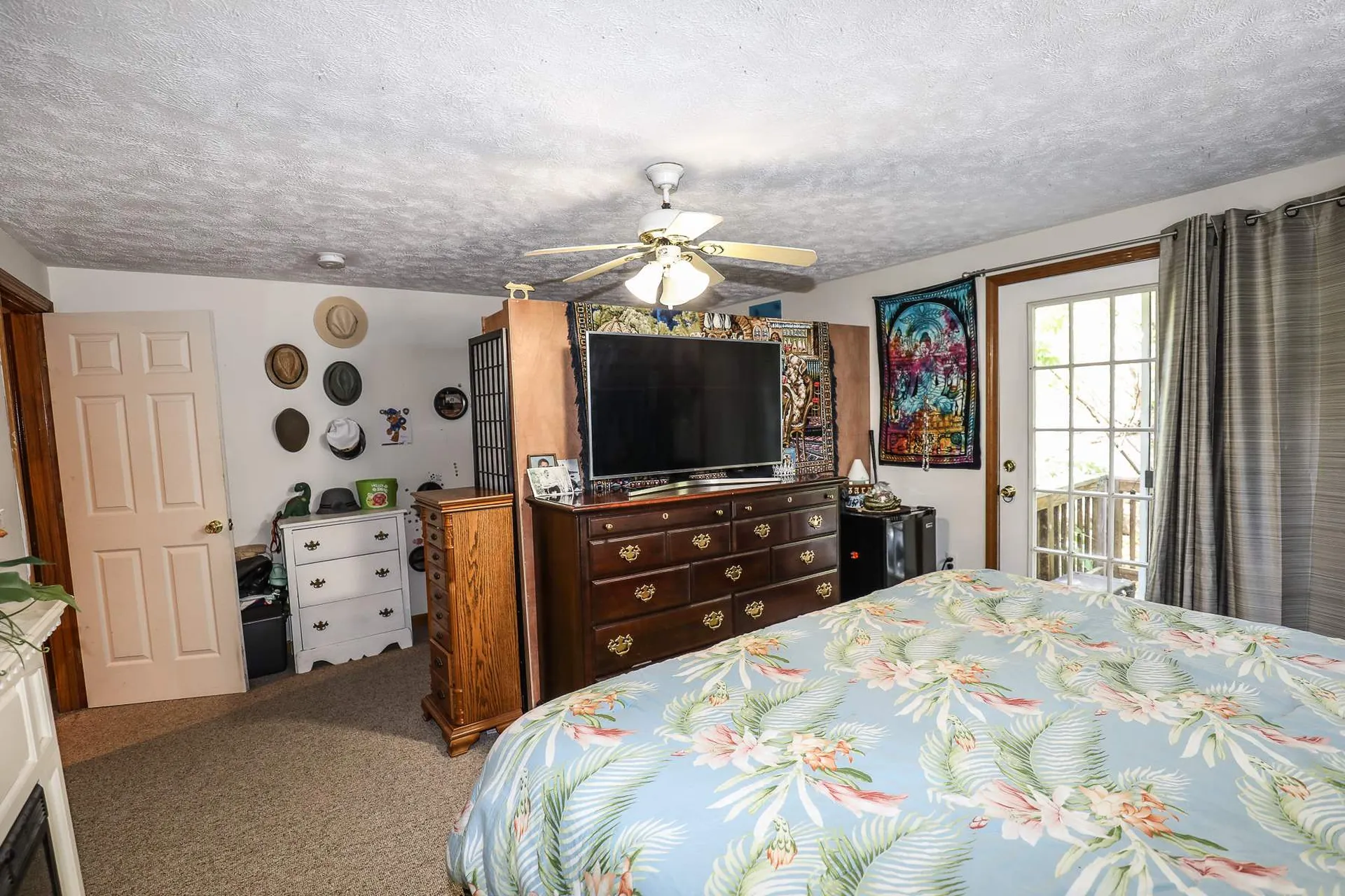 59 Elm Street Goffstown NH 03045