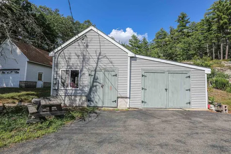 59 Elm Street Goffstown NH 03045
