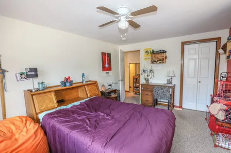 59 Elm Street Goffstown NH 03045