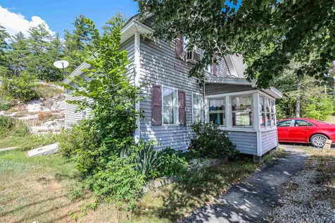 59 Elm Street Goffstown NH 03045
