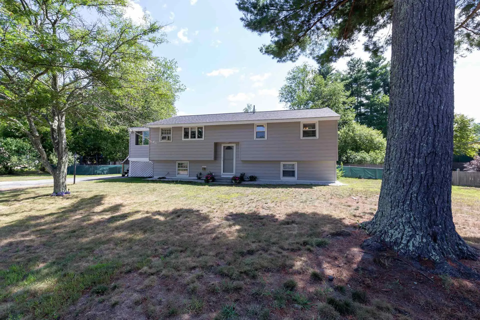 5 Minuteman Avenue Merrimack NH 03054