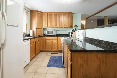 70 Prescott Road Fremont NH 03044
