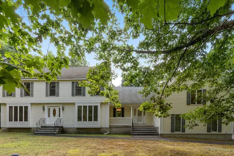 2 Brentwood Road Windham NH 03087