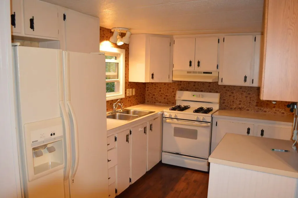 26 Sunset Drive Rindge NH 03461