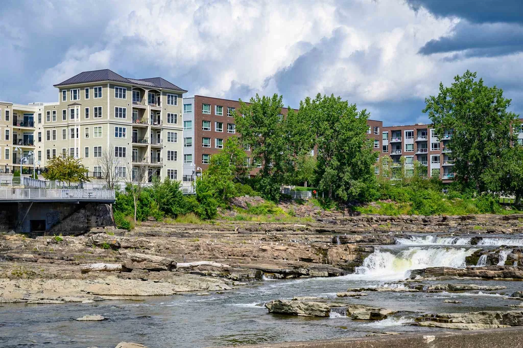 60 Winooski Falls Way Winooski VT 05404