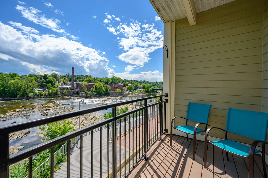 60 Winooski Falls Way Winooski VT 05404