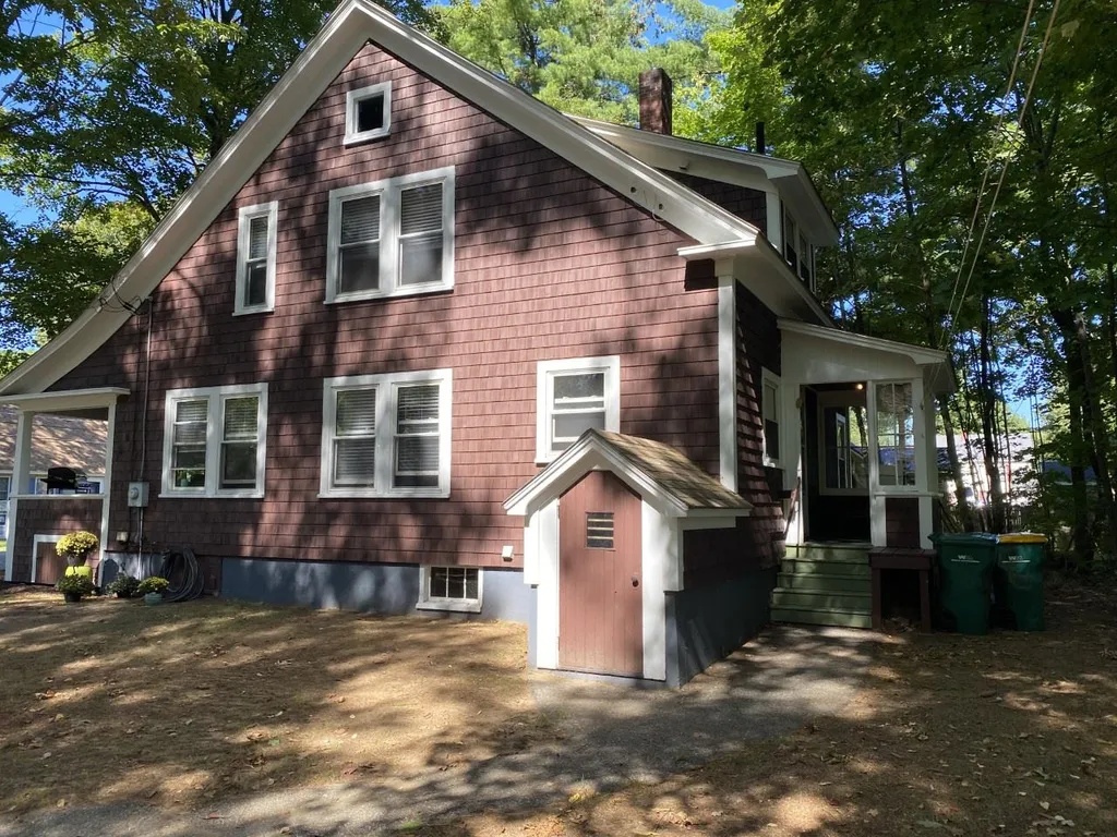 22 Harding Street Rochester NH 03867