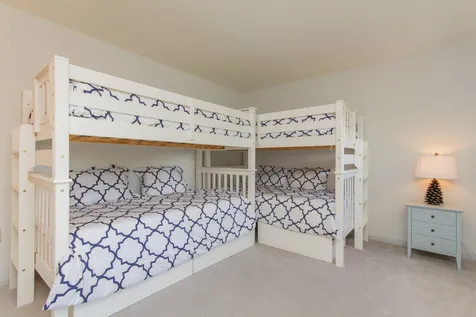 3 Troon Terrace Holderness NH 03245