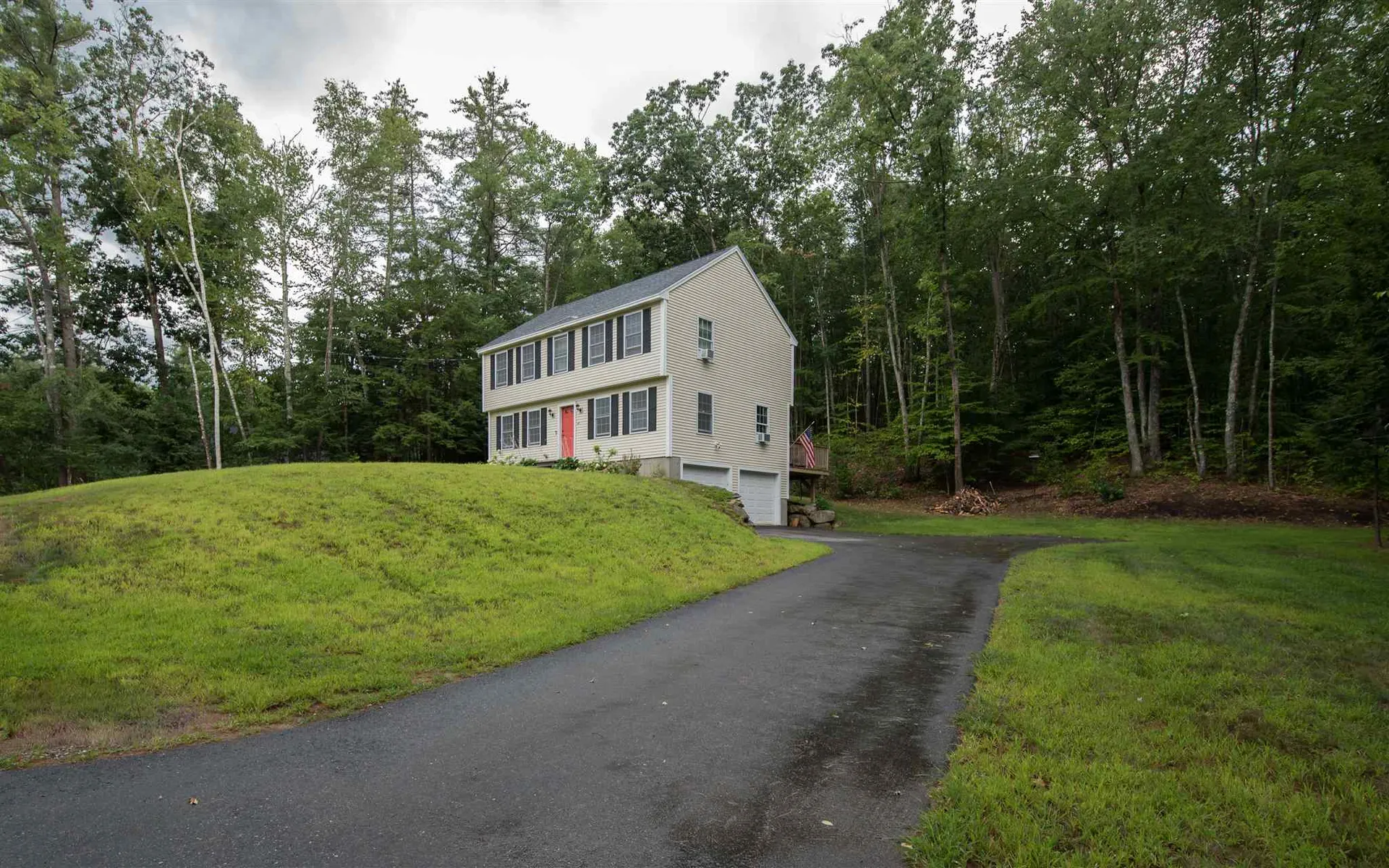 45 Holts Point Road Sandown NH 03873