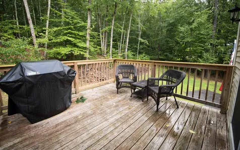 45 Holts Point Road Sandown NH 03873