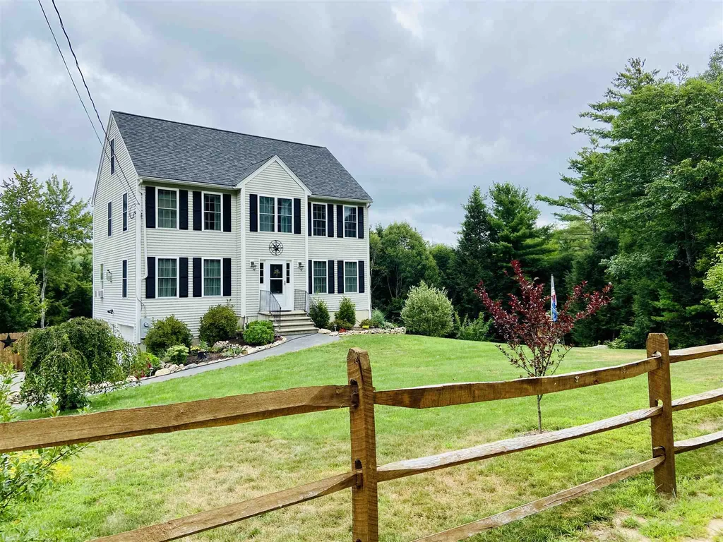 17 Chestnut Drive Allenstown NH 03275