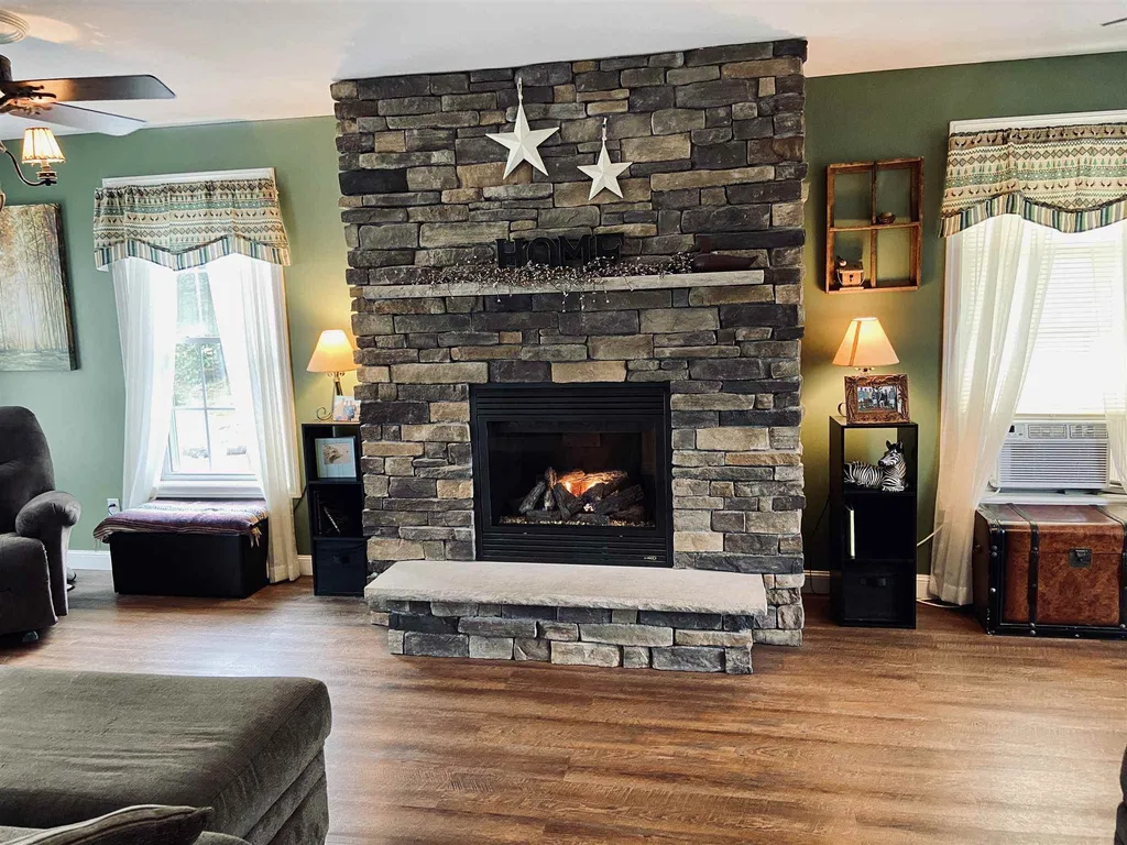17 Chestnut Drive Allenstown NH 03275